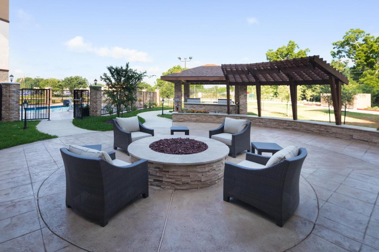 Staybridge Suites Charlottesville Airport By Ihg Exterior foto