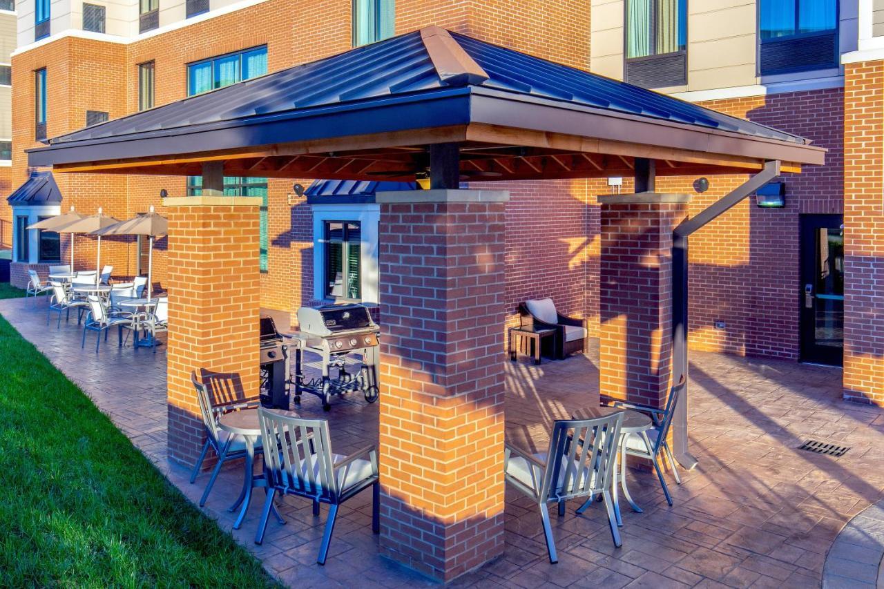 Staybridge Suites Charlottesville Airport By Ihg Exterior foto