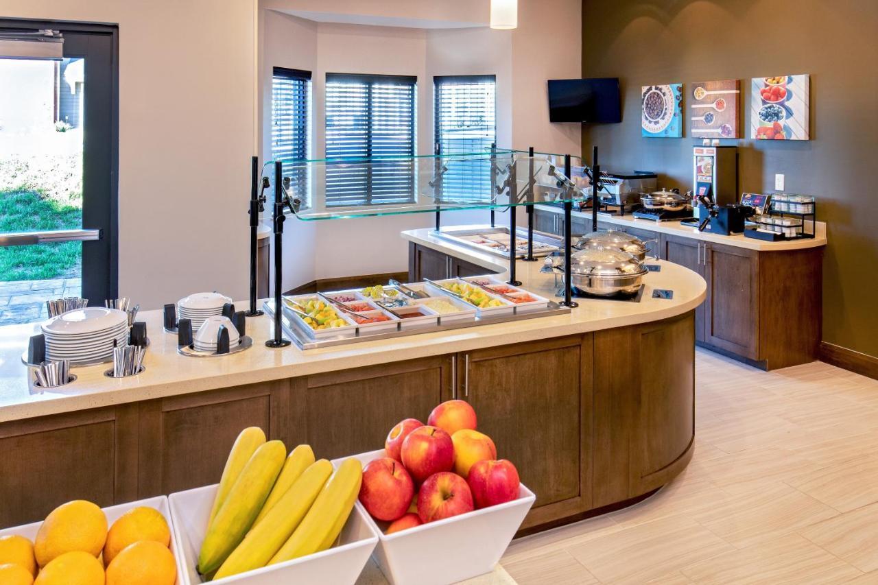 Staybridge Suites Charlottesville Airport By Ihg Exterior foto